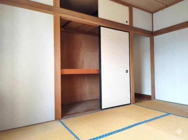 3DK House with Garage in Tokorozawa, Saitama - Thumbnail 4