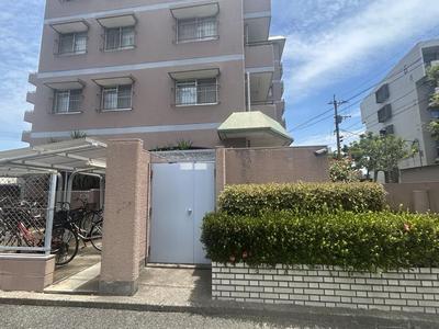 2LDK Apartment for Sale in Higashi-ku, Fukuoka City — Apartment, Higashi, Fukuoka