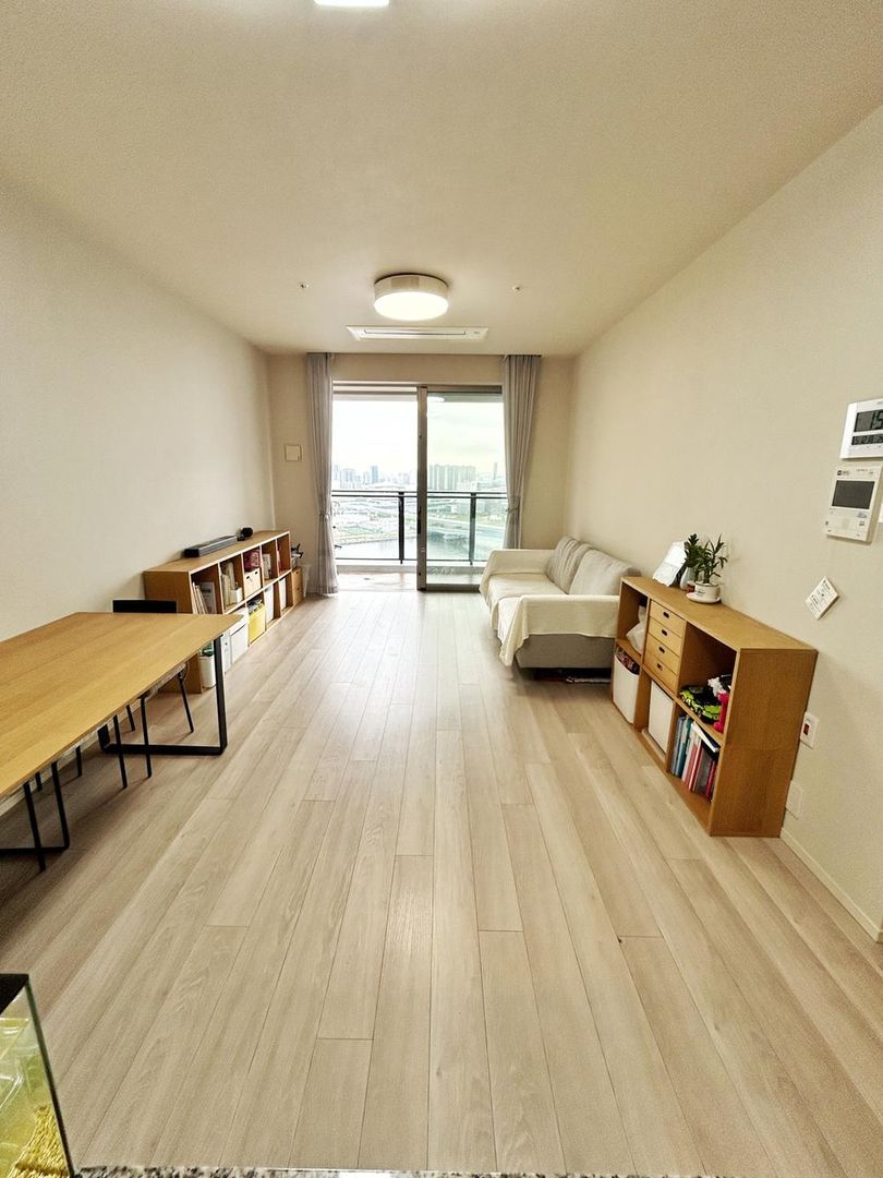 3LDK Apartment for Sale in Chuo City, Tokyo - 78.59 sqm - Thumbnail 2