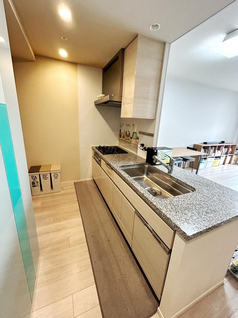 3LDK Apartment for Sale in Chuo City, Tokyo - 78.59 sqm - Thumbnail 4