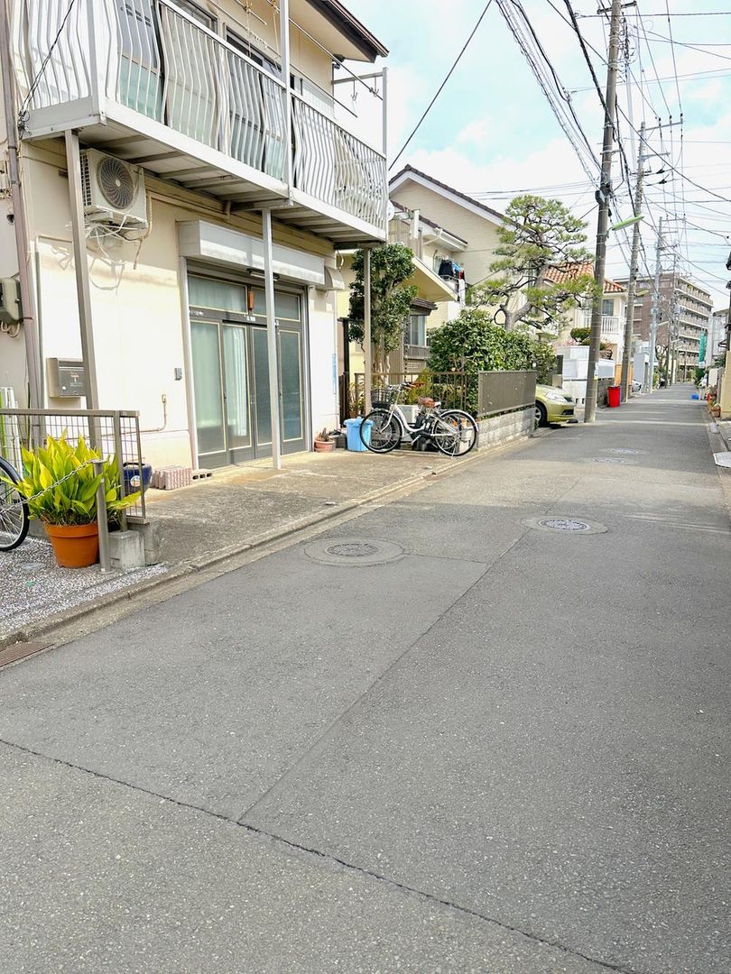 113m² Land for Sale in Setagaya, Tokyo - South-Facing Lot - Thumbnail 4