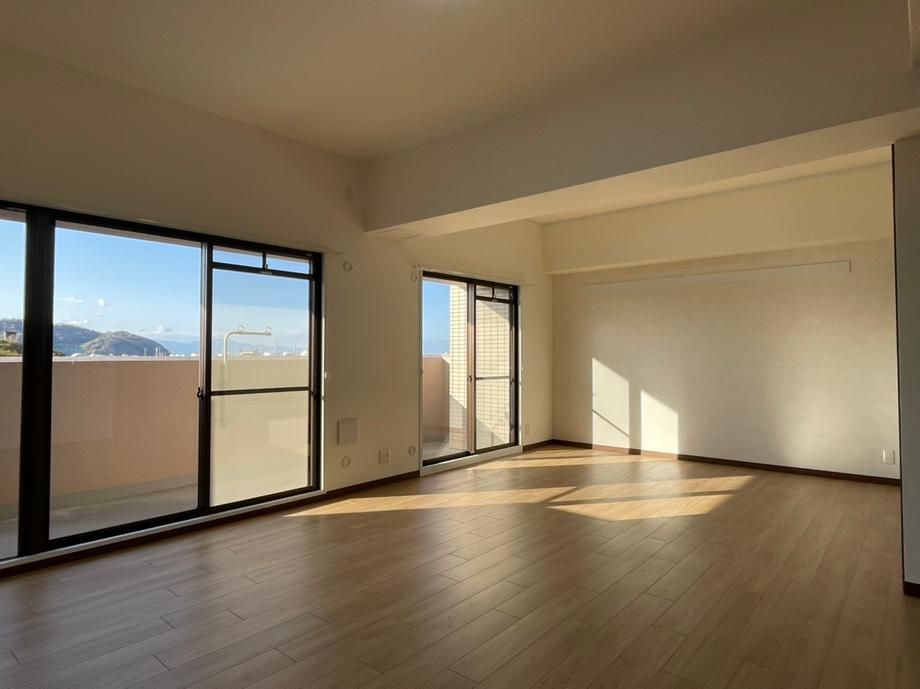 Renovated 3LDK Apartment in Matsuyama Near Mitsu Station - Thumbnail 3
