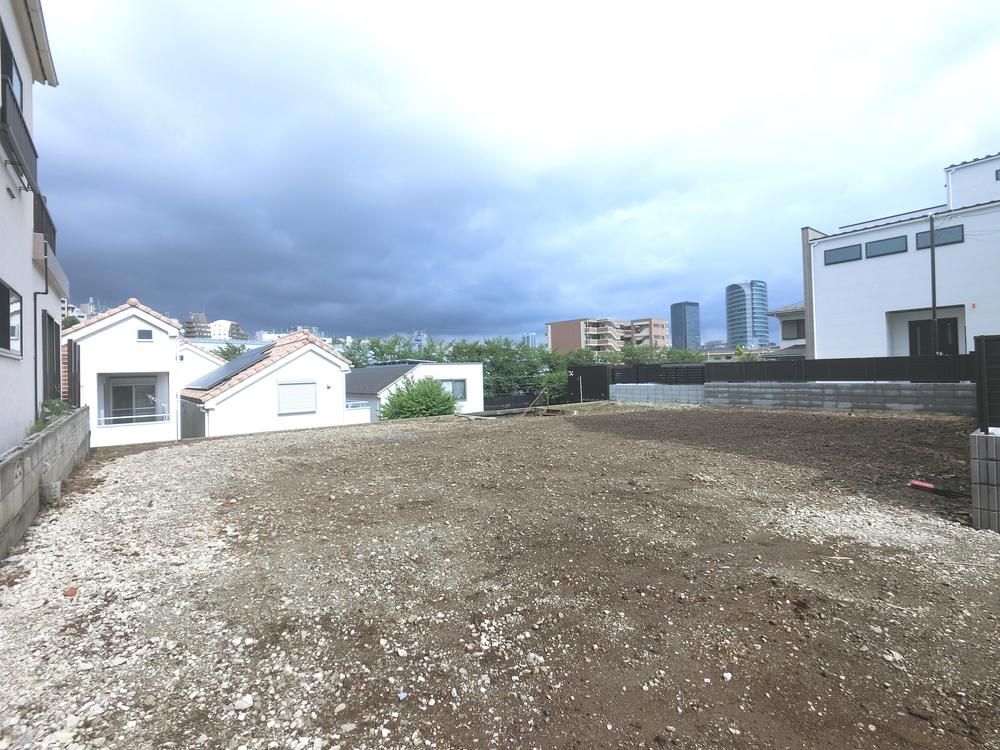 358 sqm Building-Free Land in Bunkyo, Tokyo - Thumbnail 3