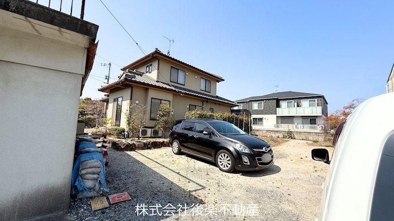6LDK House for Sale in Kita Ward, Okayama City with Large Garden - Thumbnail 4