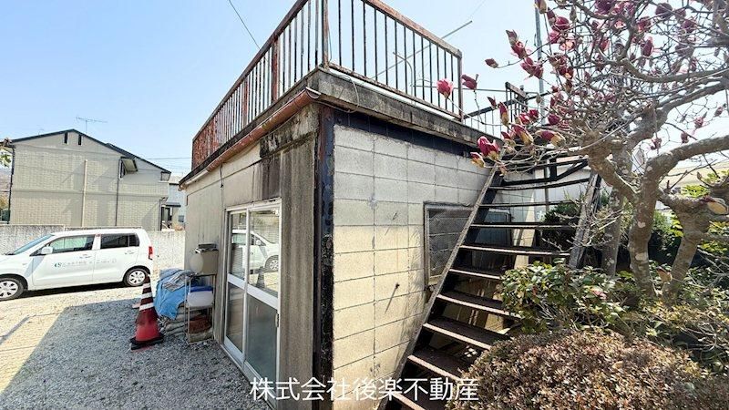 6LDK House for Sale in Kita Ward, Okayama City with Large Garden - Thumbnail 2