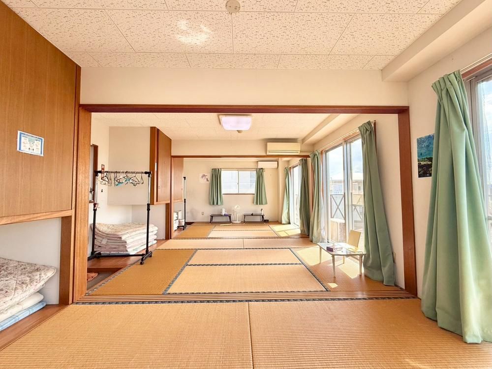 Okinawa Yomitan 8LDK Ocean View House for Sale - Thumbnail 4
