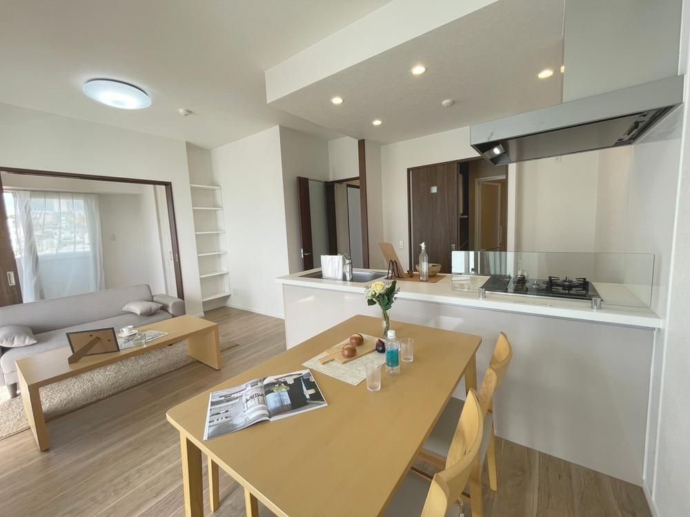 3LDK Apartment for Sale in Naha, Okinawa - 61.3m2 - Thumbnail 4