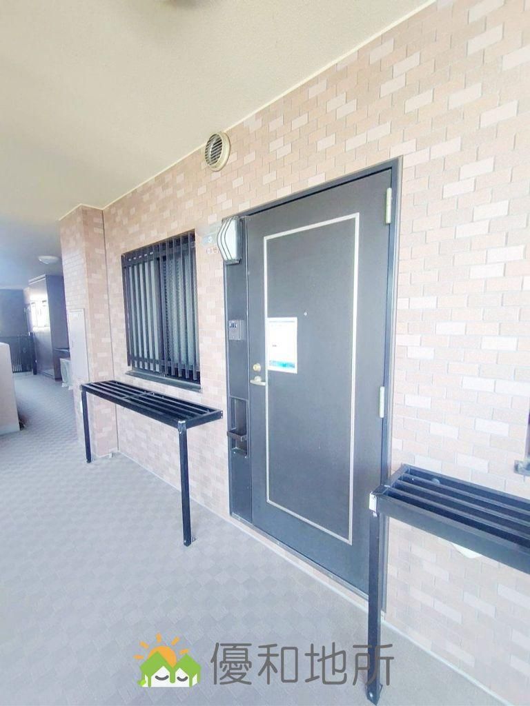 Renovated 3LDK Apartment in Funabashi, Chiba - Thumbnail 4