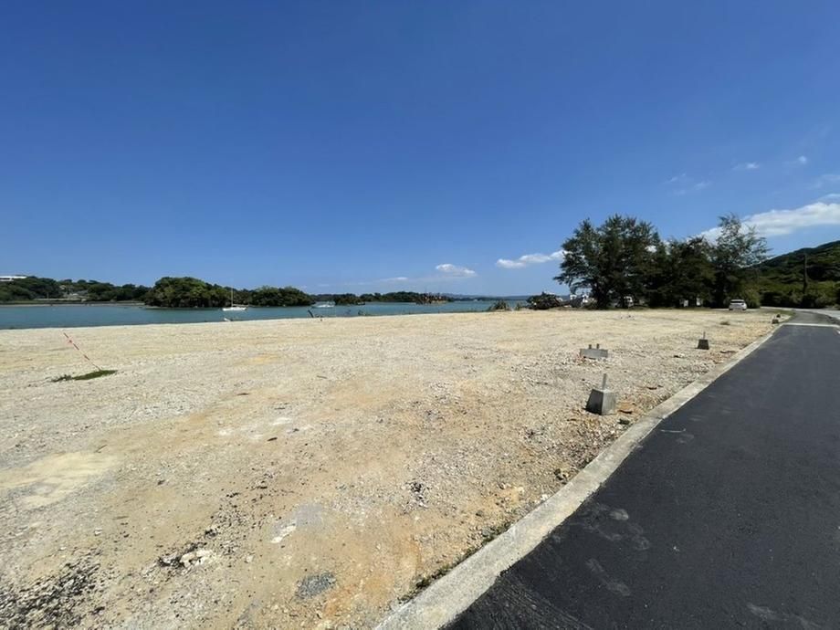 Oceanfront Land for Sale in Nakijin Village, Okinawa - 2060 sqm - Thumbnail 4