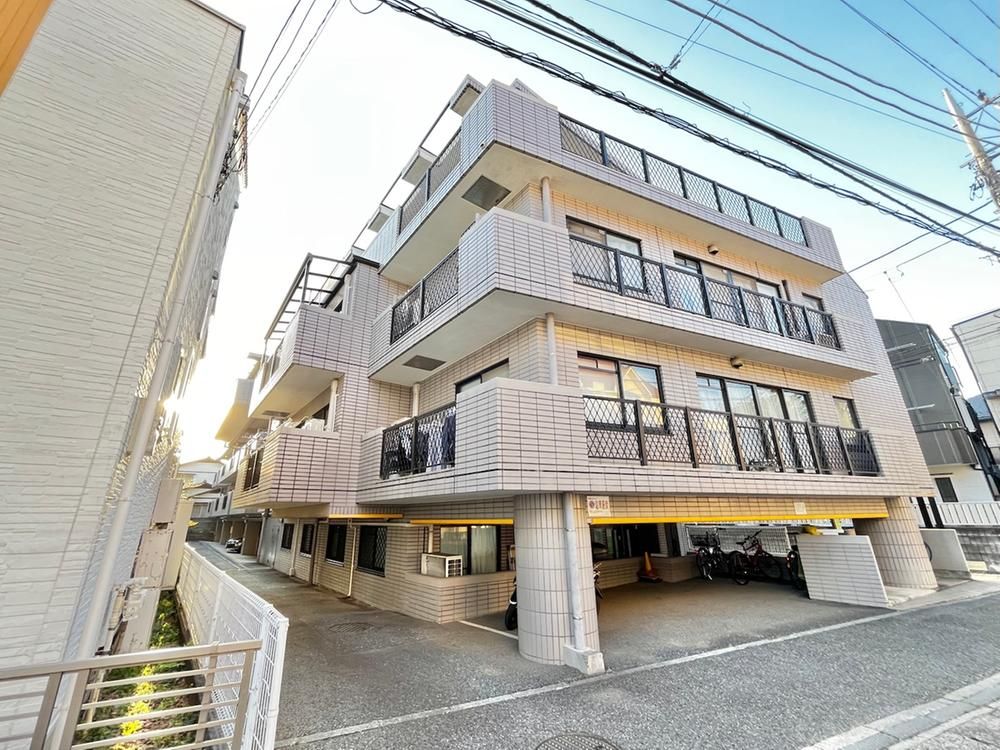 Fully Renovated 4LDK Apartment in Tama Ward, Kawasaki - Thumbnail 2