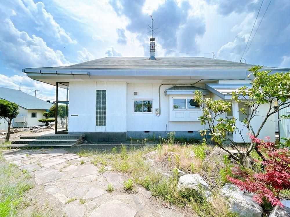 5LDK Detached House for Sale in Kitami, Hokkaido - 160m2 - Thumbnail 2