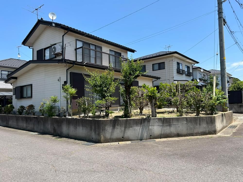 5DK Detached House in Fukushima City with 224m² Land - Thumbnail 4