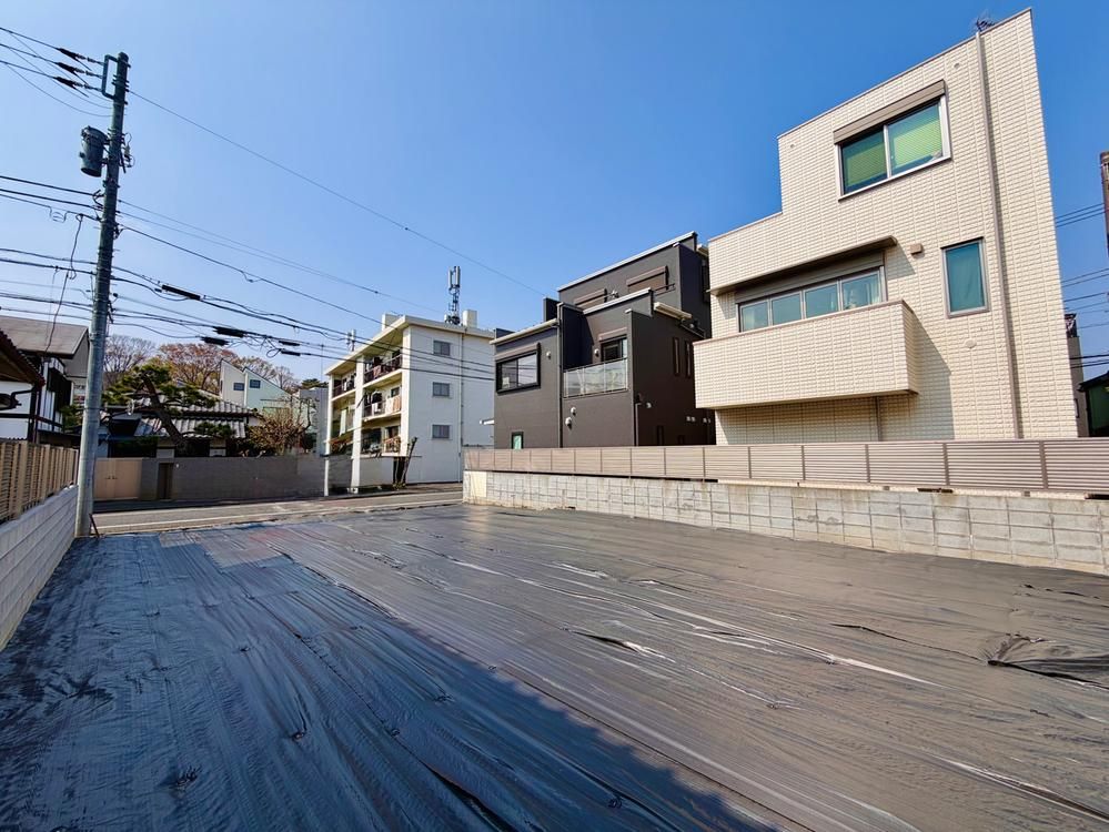 Land for Sale in Setagaya-ku, Tokyo – 74.9-82.5 m² Plots - Thumbnail 3
