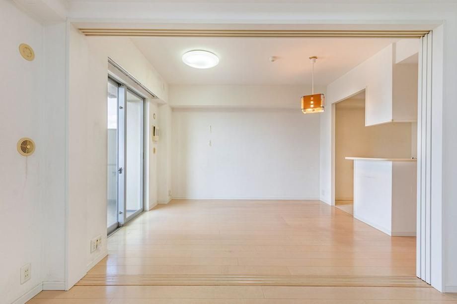 2LDK Apartment for Sale in Funabashi, Chiba - 58.57m2 - Thumbnail 4