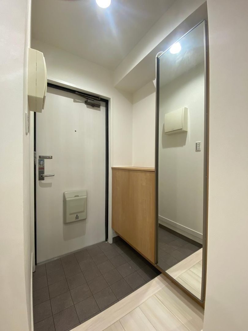 2LDK Apartment for Sale in Naha, Okinawa - 52.12m2 - Thumbnail 3