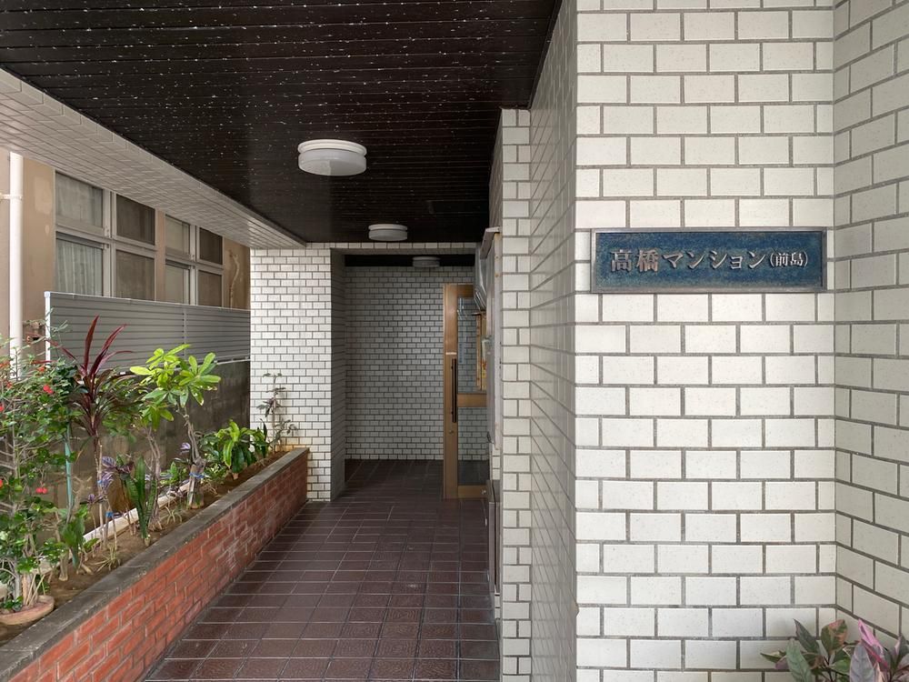 2LDK Apartment for Sale in Naha, Okinawa - 52.12m2 - Thumbnail 2