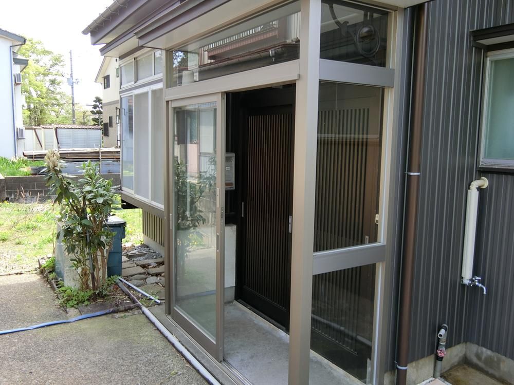 Renovated 4DK House for Sale in Joetsu, Niigata - Thumbnail 3