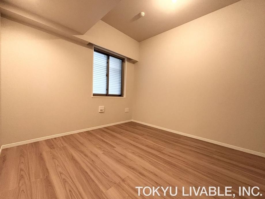 2LDK Apartment for Sale in Totsuka-ku, Yokohama Near Station - Thumbnail 4