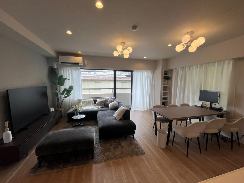 Renovated 3LDK Apartment for Sale Near Kita-Urawa Station - Thumbnail 3