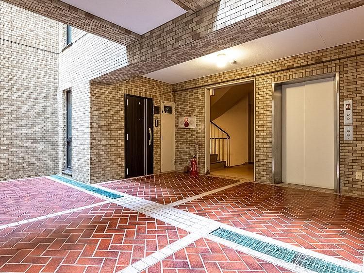 Grand Maison Nagao 4LDK+S Apartment for Sale in Fukuoka - Thumbnail 2