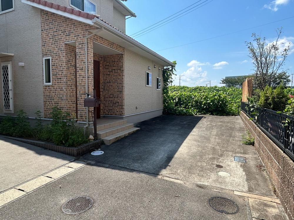 4LDK Detached House with Solar Panels in Iwaki City - Thumbnail 3