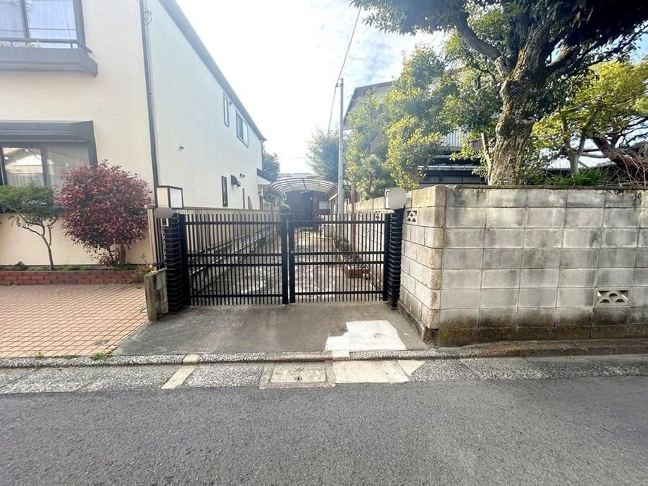 Land for Sale in Setagaya, Tokyo - 290.9 sqm - Thumbnail 3