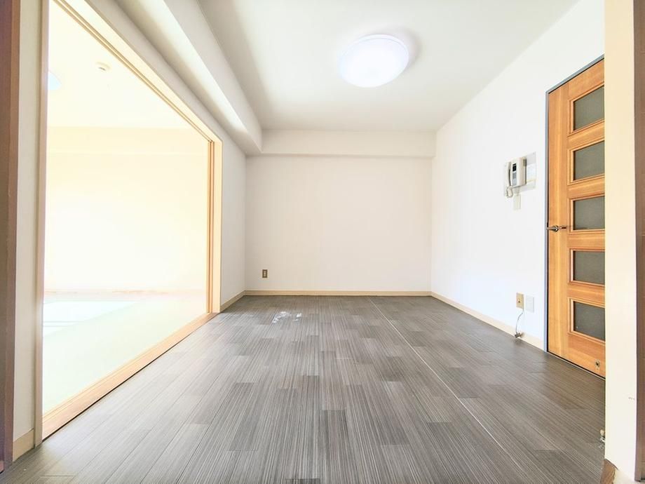 Lions Mansion Higashiterao 2DK+S Apartment for Sale in Yokohama - Thumbnail 4