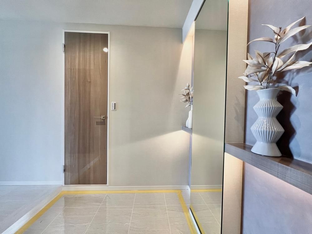 2LDK Apartment in Minato Ward, Tokyo with Views - Thumbnail 3