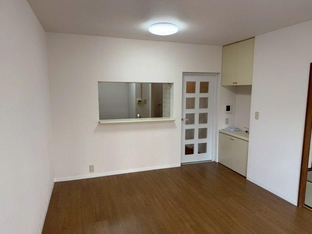 Renovated 2LDK Apartment for Sale in Iruma, Saitama - Thumbnail 2