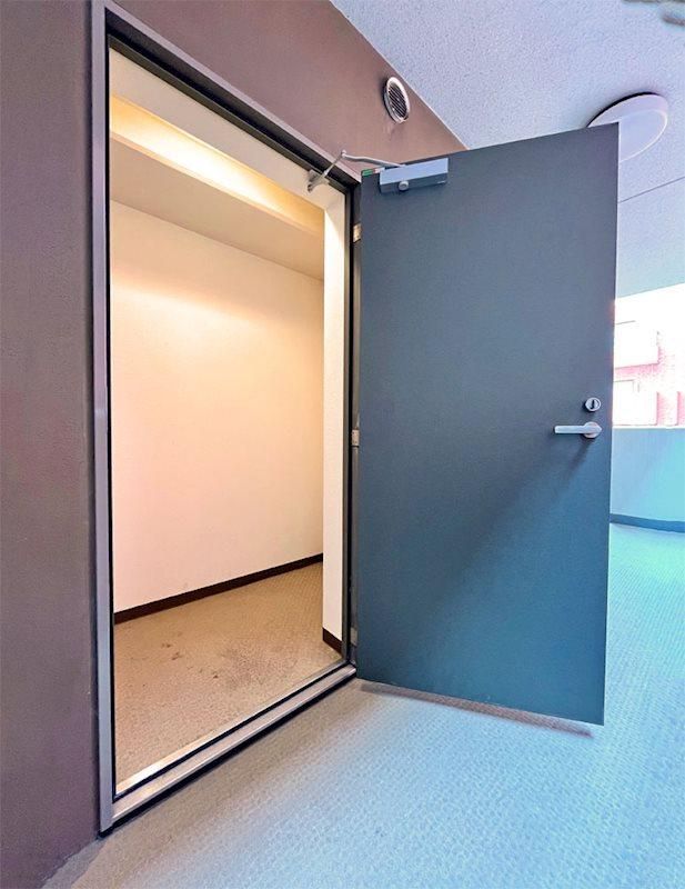 1LDK Apartment for Sale Near Kawasaki Station, Kanagawa - Thumbnail 2
