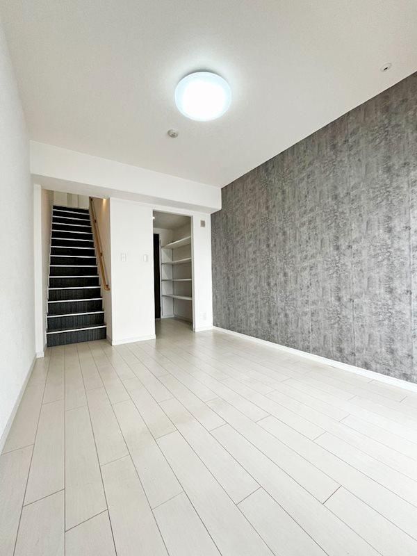 1LDK Apartment for Sale Near Kawasaki Station, Kanagawa - Thumbnail 4