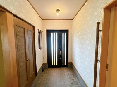 5LDK Detached House for Sale in Tateyama, Toyama - 5.99M Yen — Front_door, Tateyama, Toyama