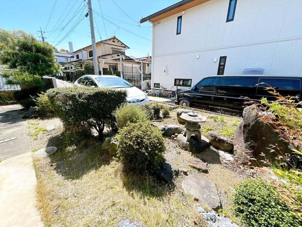 Renovated 4LDK House in Kakamigahara with Large Lot - Thumbnail 4