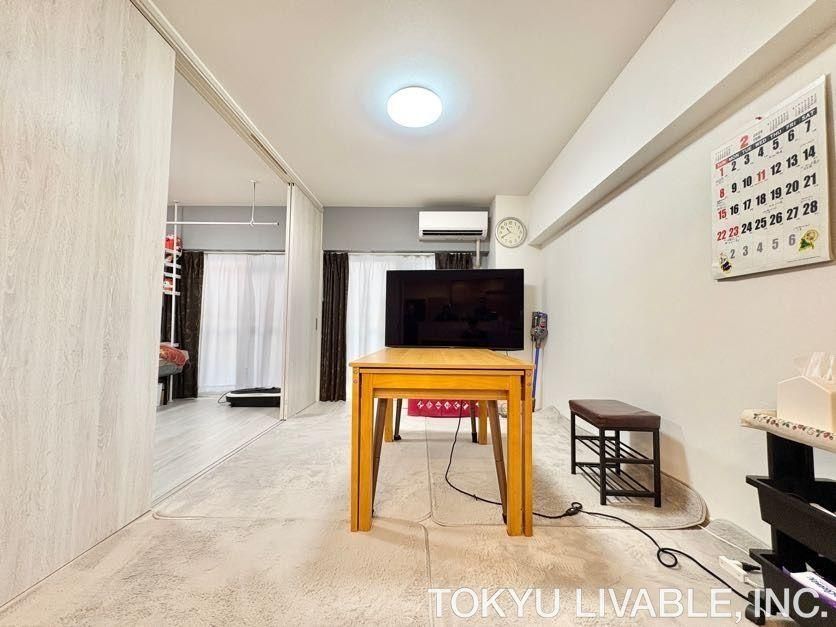 2LDK Apartment for Sale in Kawasaki, Kanagawa - 49.52m2 - Thumbnail 3