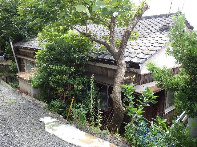 3DK Wooden House for Renovation in Sasebo, Nagasaki - Thumbnail 2
