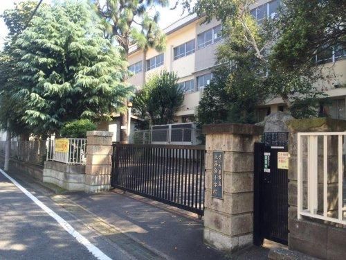 2LDK Apartment for Sale in Saitama City, Near Kita-Yono Station - Thumbnail 3