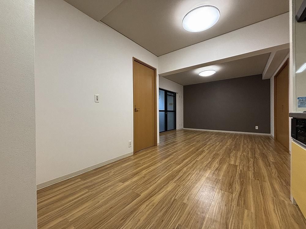 4LDK Apartment for Sale in Mizuho Ward, Nagoya - Thumbnail 3