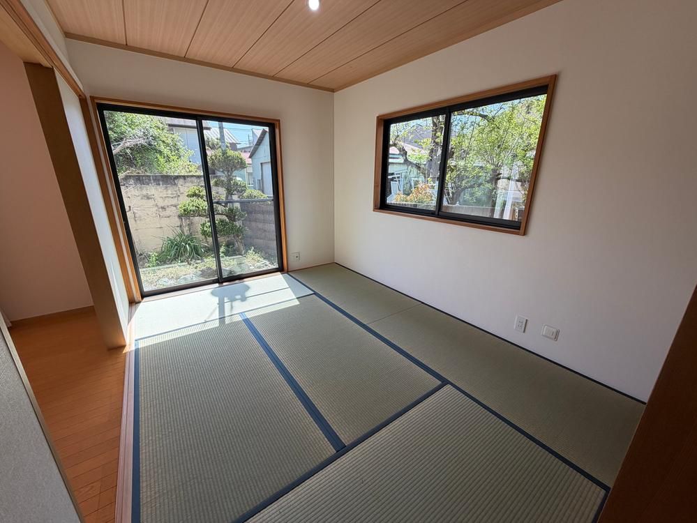 Two-Building Property in Hadano, Kanagawa – 191m2, 5LDK - Thumbnail 4