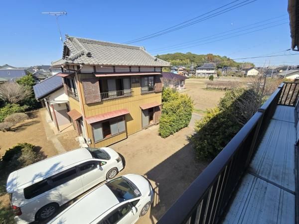 5LDK House for Sale in Inashiki, Ibaraki - 614m² Land - Thumbnail 2