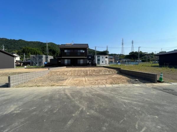 Building Condition Land for Sale in Nobeoka, Miyazaki - 165.72 sqm - Thumbnail 3