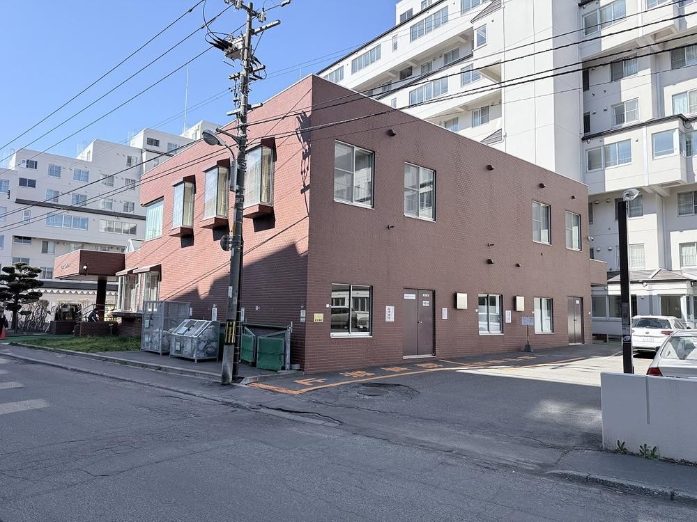 Renovated 2LDK Apartment in Toyohira-ku, Sapporo, Hokkaido - Thumbnail 4