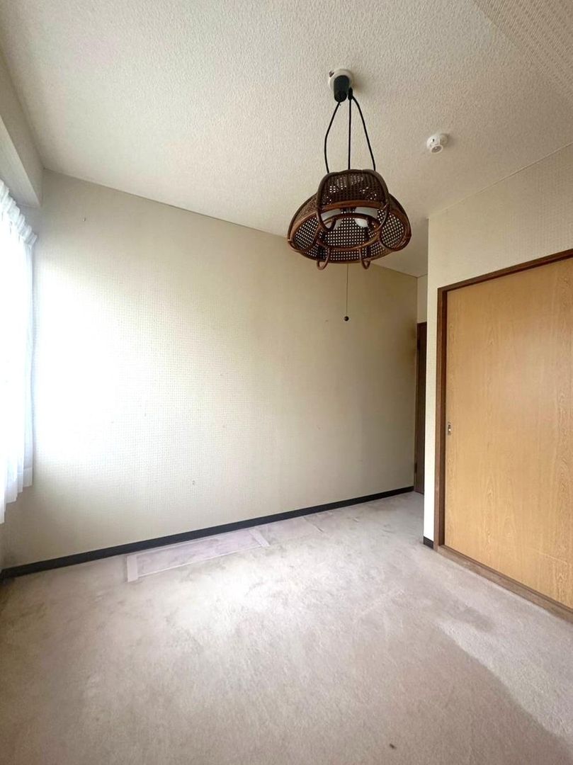 3LDK Apartment for Sale in Makomanai, Sapporo, Hokkaido - Thumbnail 2