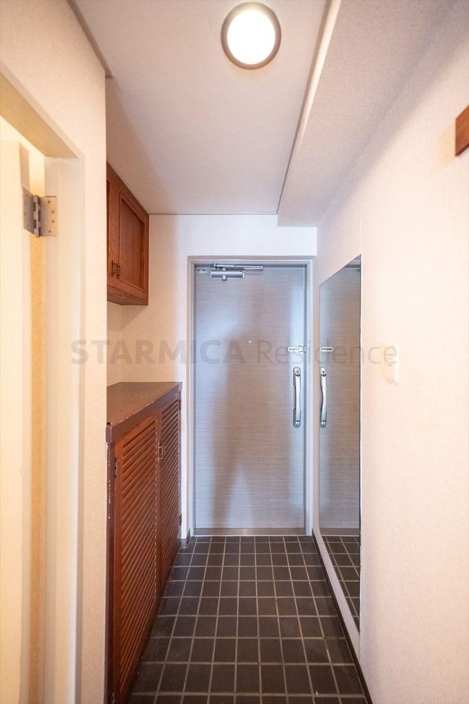 2DK Apartment for Sale in Nakameguro, Meguro City, Tokyo - Thumbnail 2