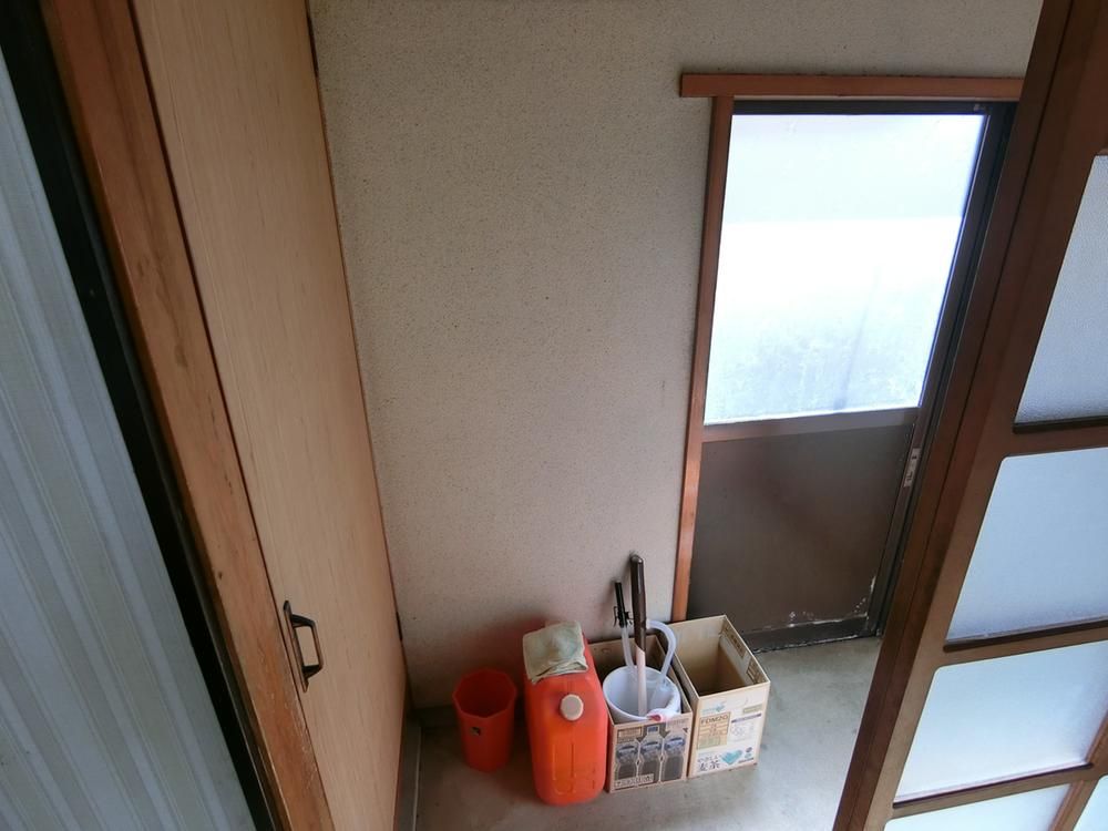 8LDK House for Sale in Itoigawa, Niigata - 217 sqm - Thumbnail 4