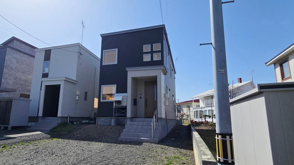 4LDK+S Detached House Near Oasa Station in Ebetsu, Hokkaido - Thumbnail 2