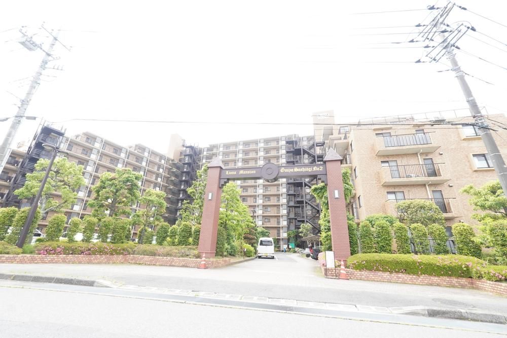 Renovated 1LDK Apartment in Saitama City, Near Nishi-Omiya Station - Thumbnail 3