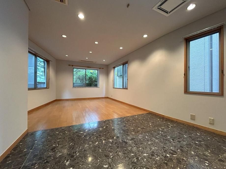 4LDK House in Shibuya, Minamidai-cho with Roof Balcony - Thumbnail 4