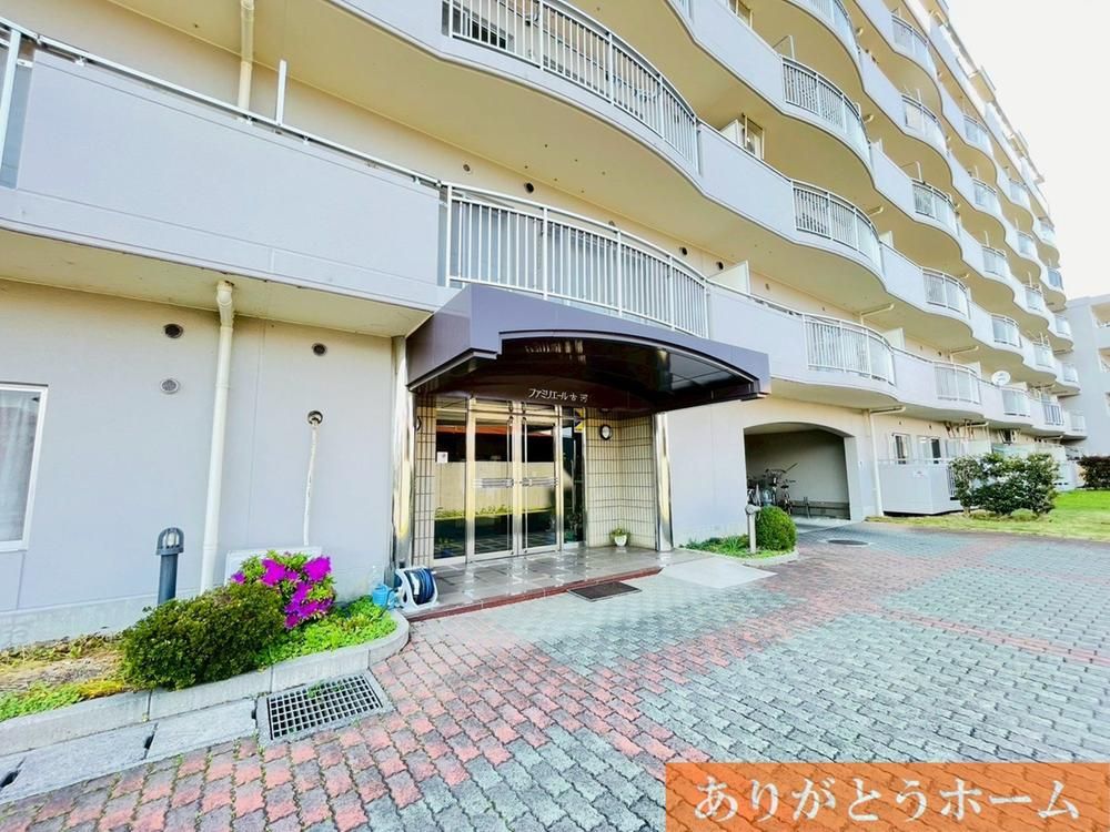 Fully Renovated 3LDK Apartment in Koga, Ibaraki - Thumbnail 2