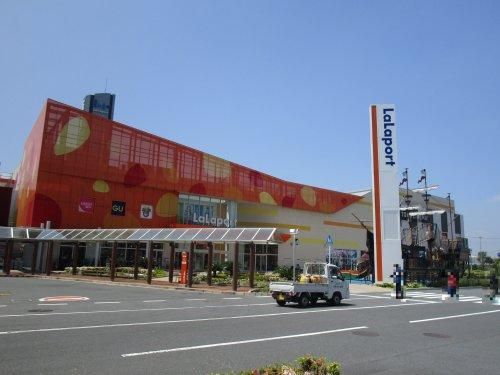 3LDK Renovated Apartment in Funabashi, Chiba - Thumbnail 3