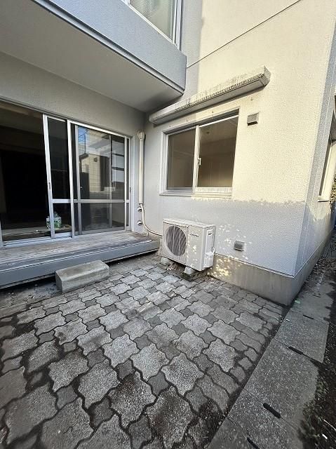 Renovated 4LDK Apartment for Sale in Saitama City Near Minamiurawa Station - Thumbnail 3